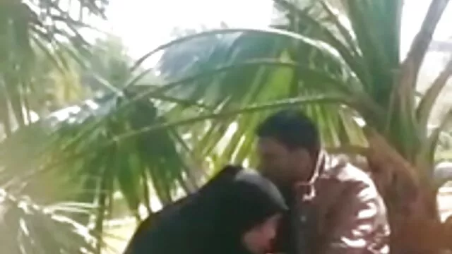 ప్రెట్టీ పెటైట్ చిక్ కైలీ క్విన్ తెలుగు సినిమా హీరోయిన్ సెక్స్ వీడియో పెద్ద డాంగ్‌తో సంతృప్తి చెందింది